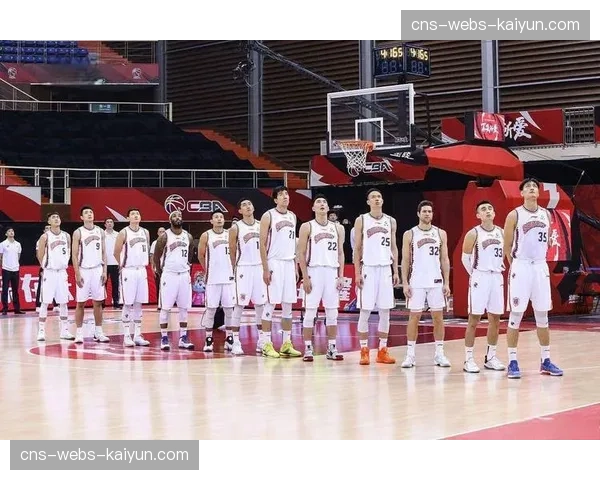 上海久事提前锁定常规赛冠军，季后赛席位争夺进入白热化阶段